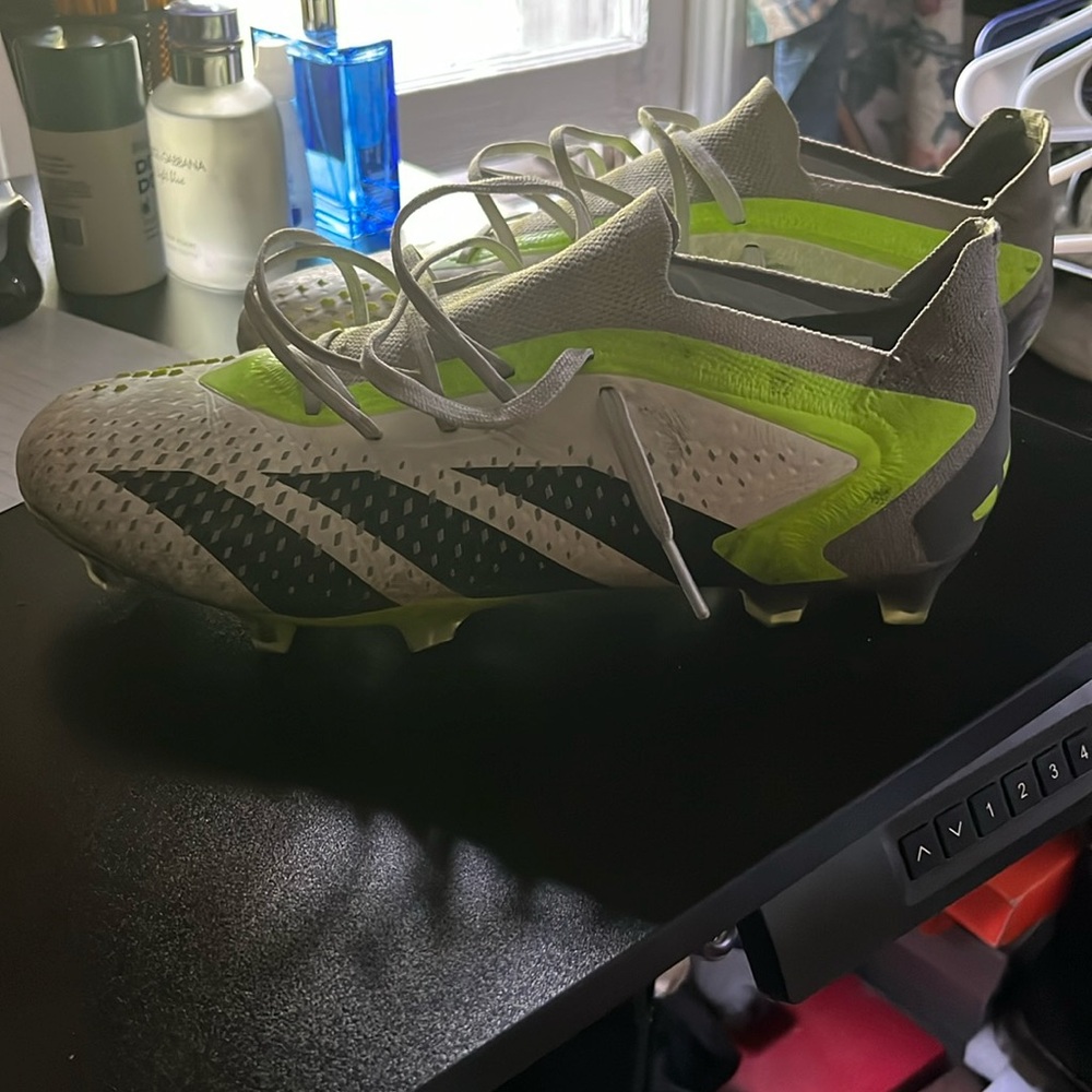 Adidas Predator Accuracy
